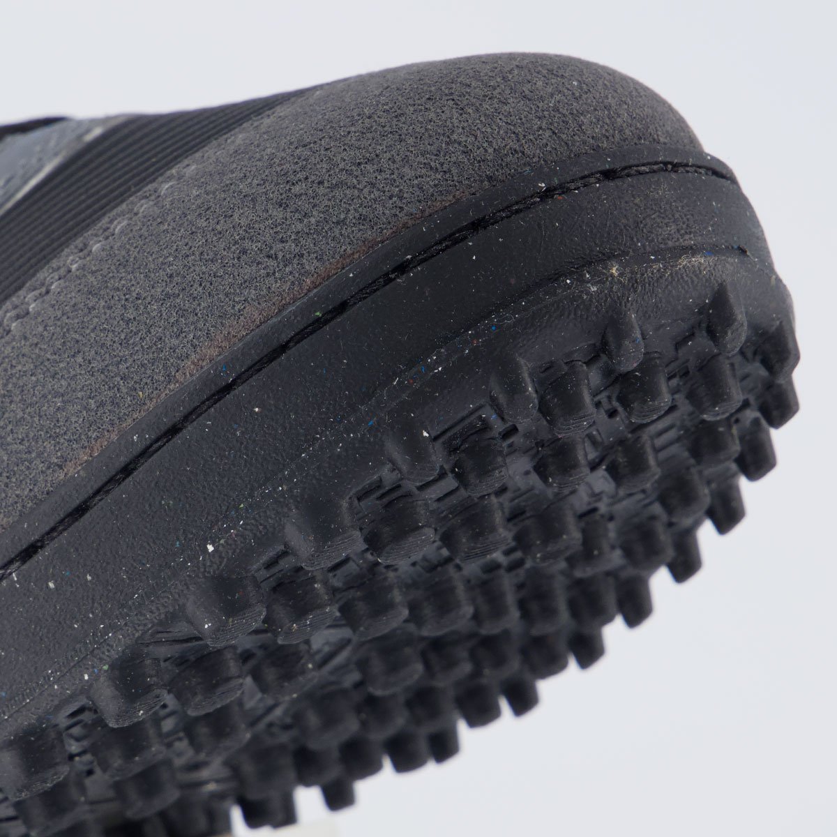 Chuteira Penalty Se7e Pro Molix Locker Society Cinza e Preta Cinza 8