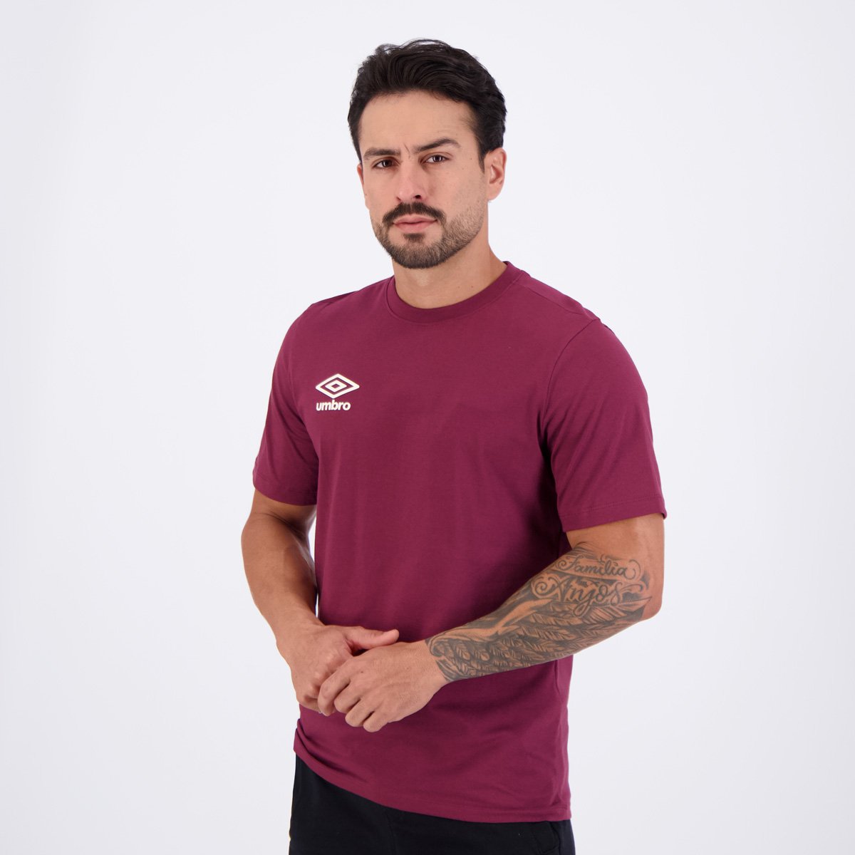 Camiseta Umbro Essential Bordô Bordô 3