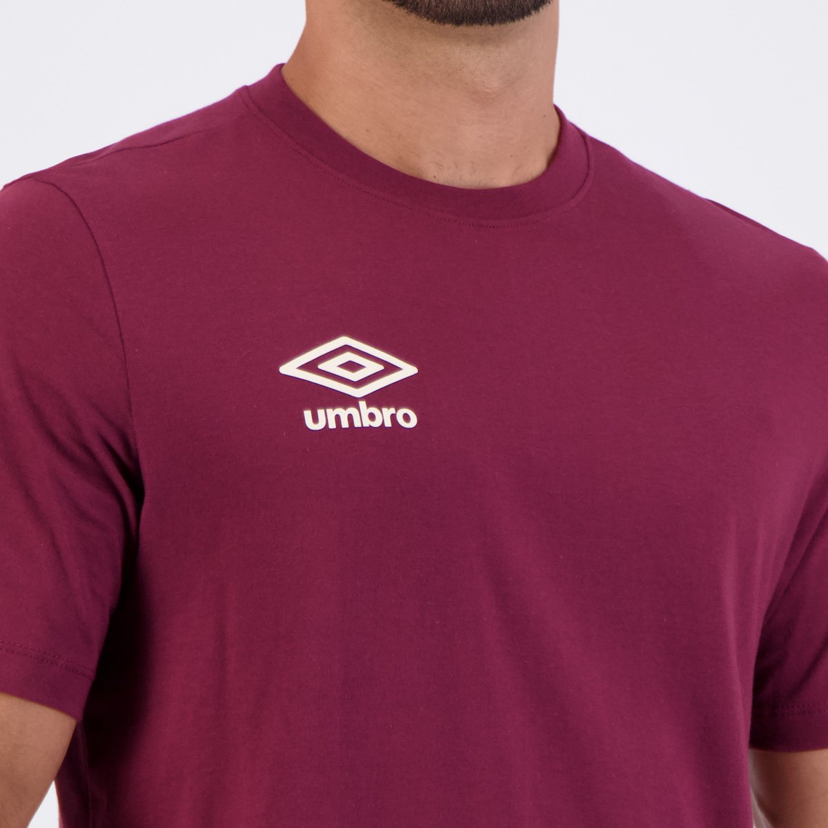 Camiseta Umbro Essential Bordô Bordô 5