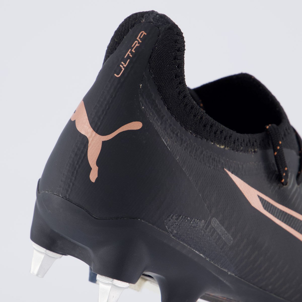 Chuteira Puma Ultra Ultimate Campo Preta e Rosê Preto 6