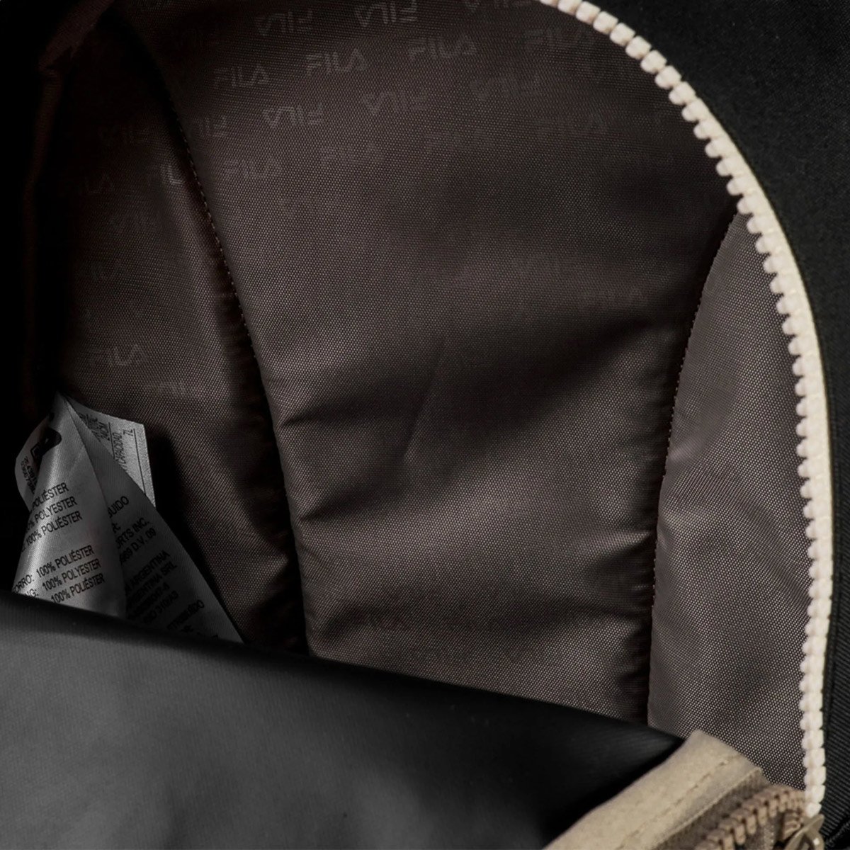 Mochila Fila Mini Colors Letter Preto Preto 5