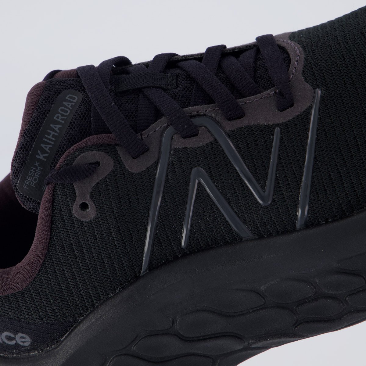 Tênis New Balance Fresh Foam X Kaiha Road Feminino Preto Preto 7