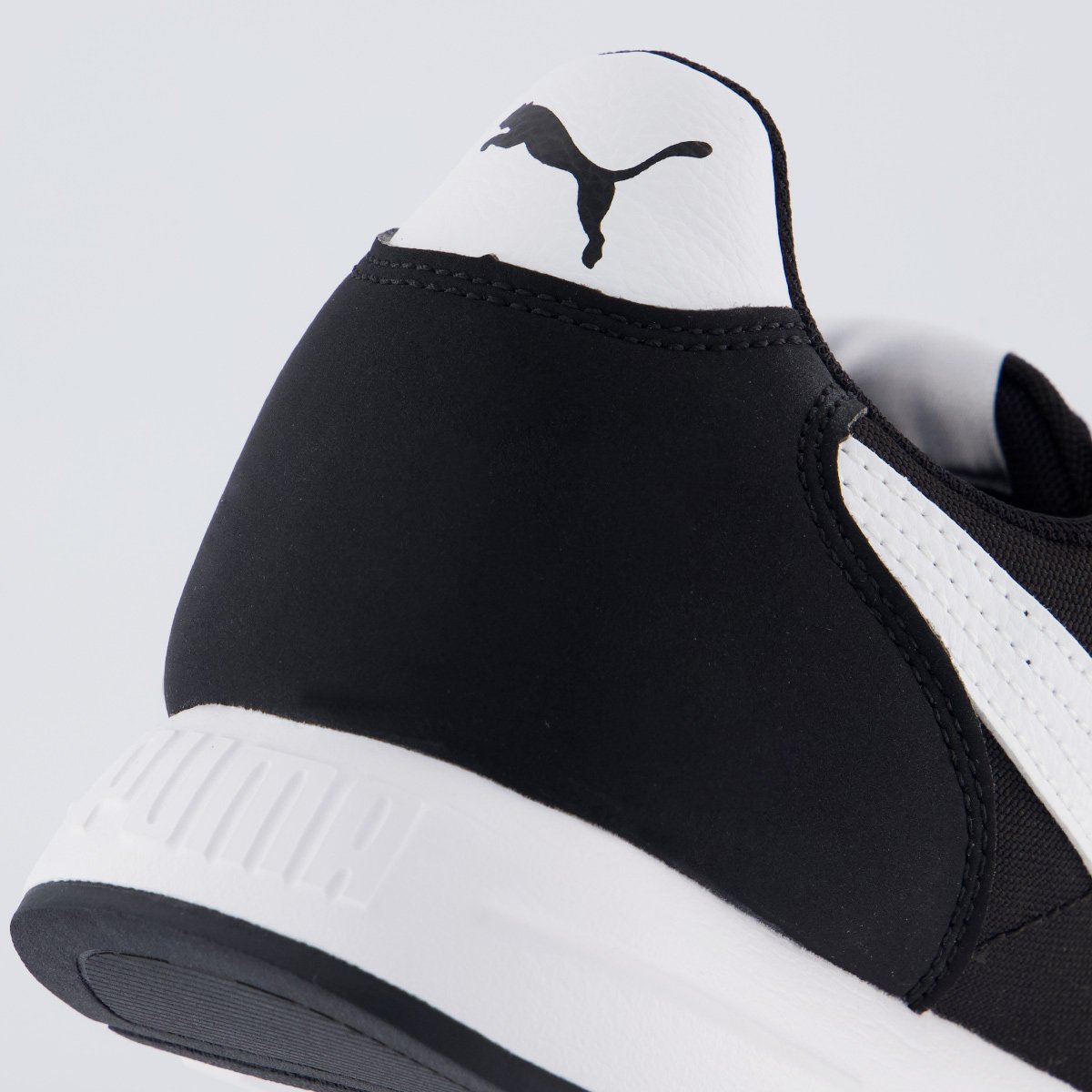 Tênis Puma R78 Lightwind Preto e Branco Preto 6