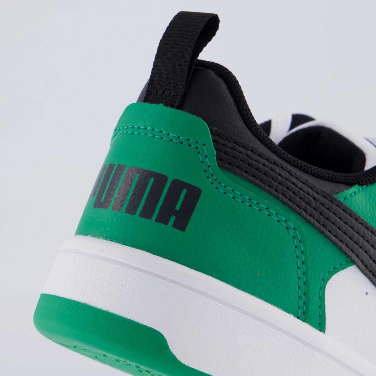 Tênis Puma Rebound V6 Juvenil Branco e Verde Verde 6