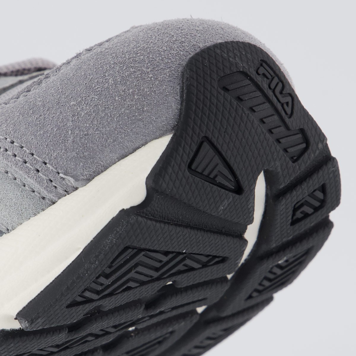 Tênis Fila Runner 2k SE Feminino Cinza Cinza 8