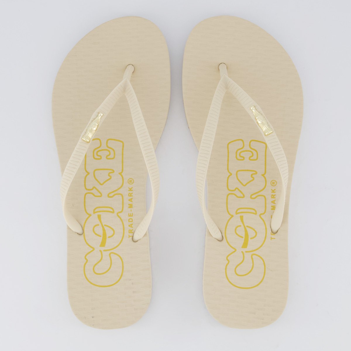 Chinelo Coca Cola Metallic Feminino Bege