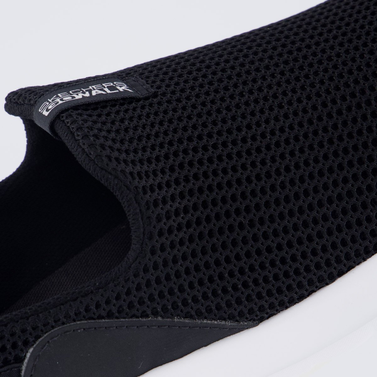 Tênis Skechers Go Walk Joy Feminino Preto e Branco Preto 7