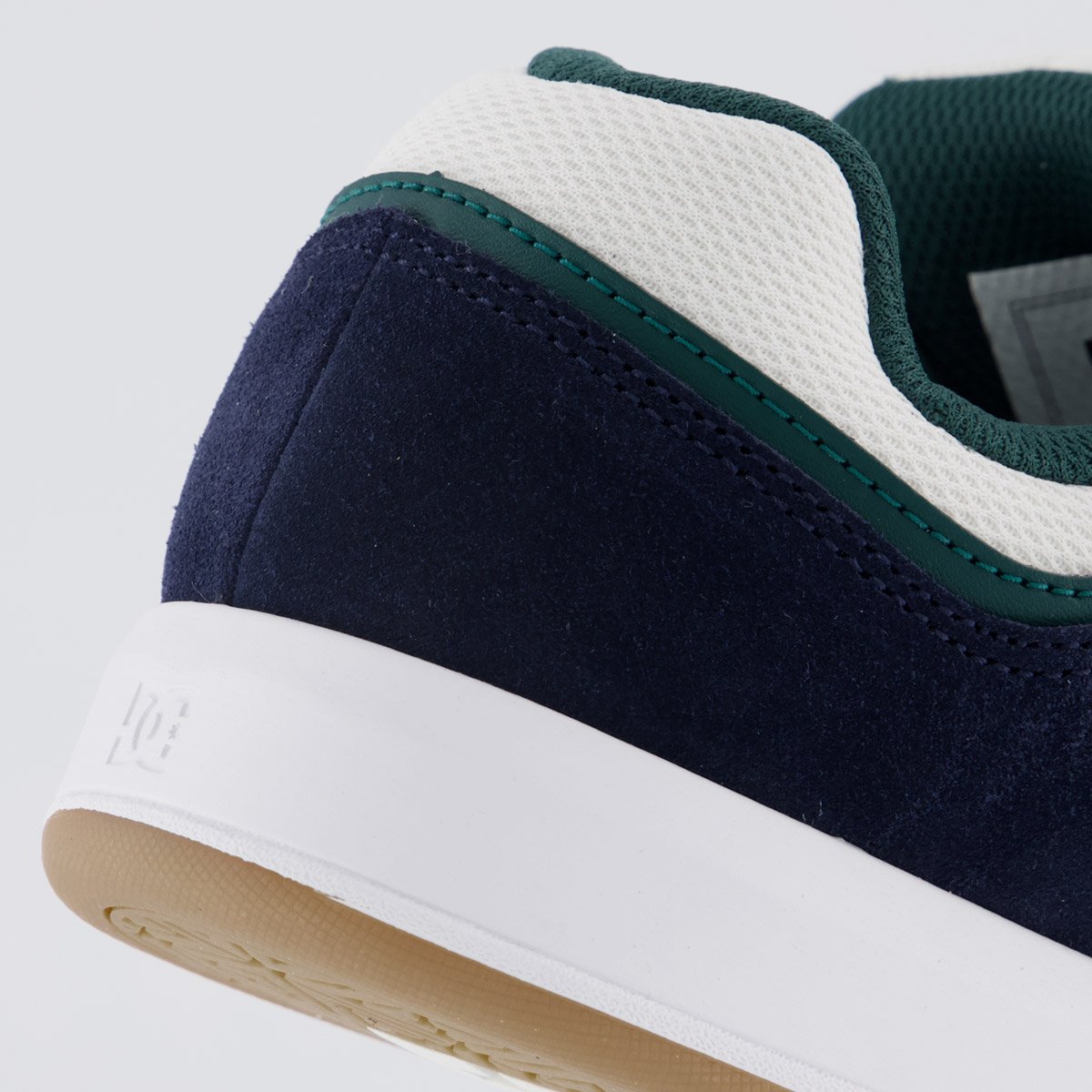 Tênis DC Shoes Cure IMP Off White e Marinho Azul Marinho/Off White 6