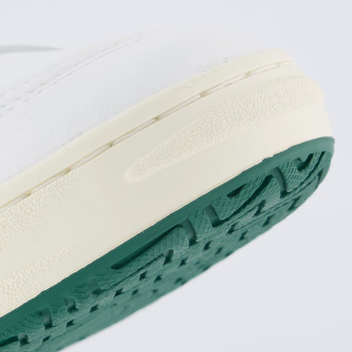 Tênis Fila Clubhouse Branco e Marinho Branco 8