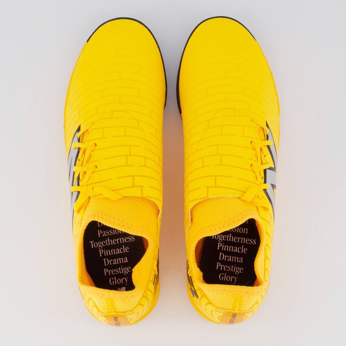 Chuteira New Balance Furon Dispatch Society Laranja Amarelo 4