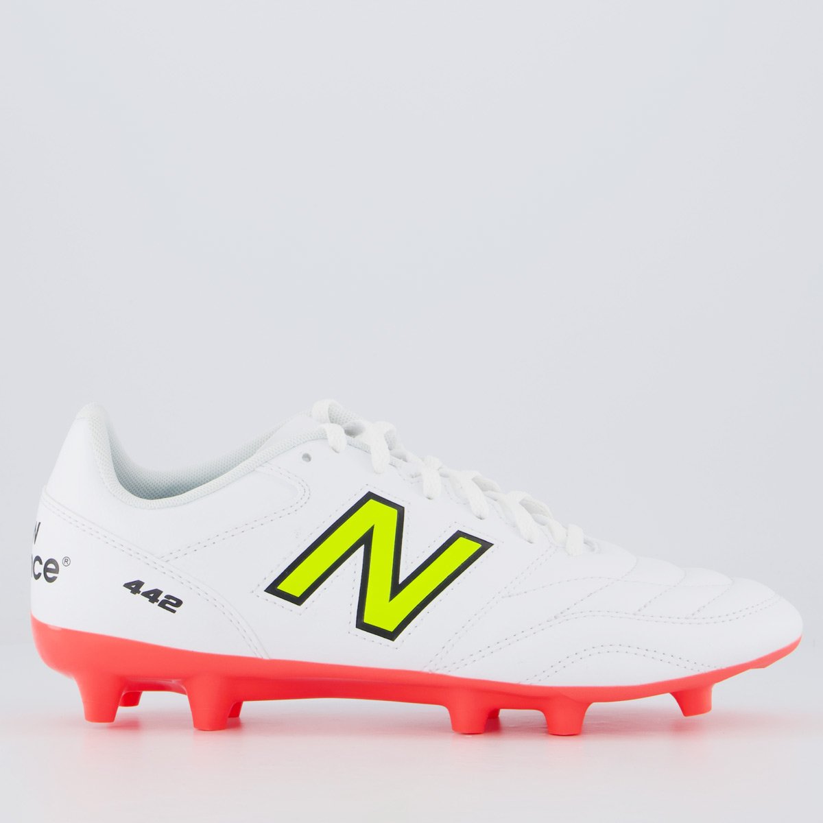Chuteira New Balance 442 V2 Academy Campo Branca e Laranja