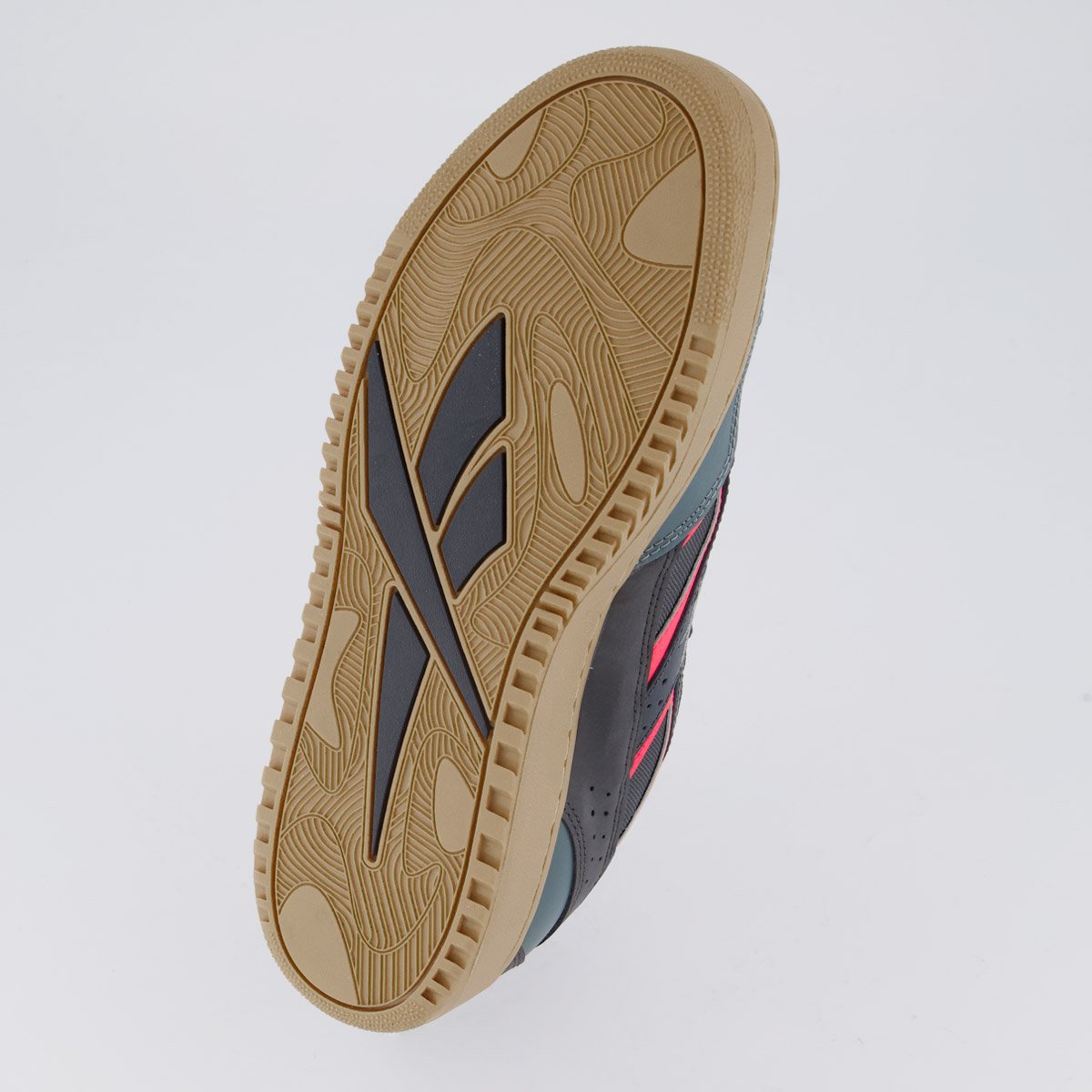 Tênis Reebok ATR Chill Cinza Cinza 5