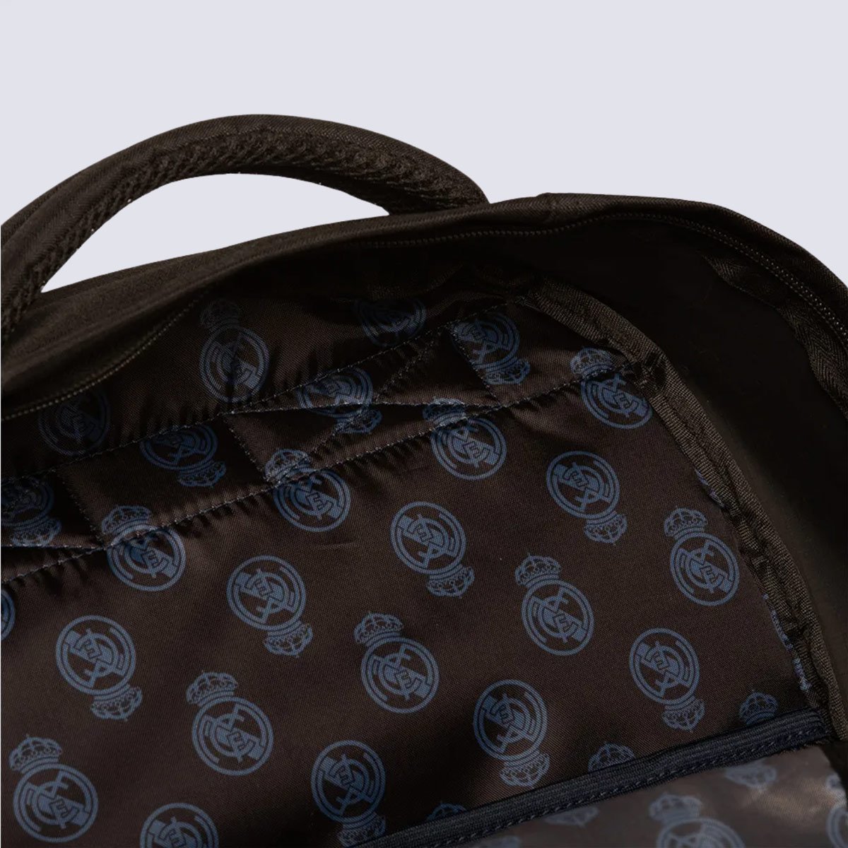 Mochila Real Madrid Esportiva Preta Preto 4