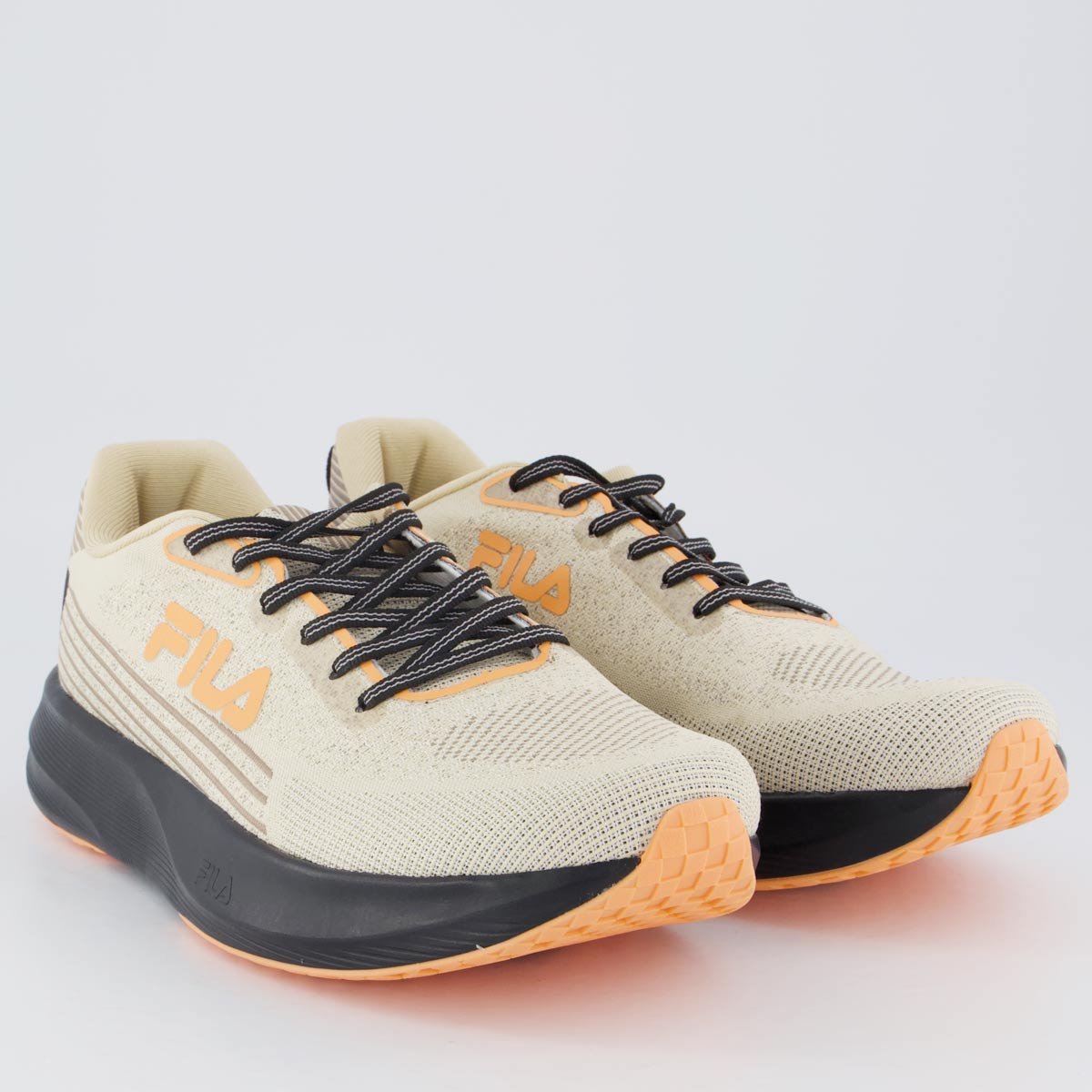 Tênis Fila Endurance Bege e Preto Bege 2