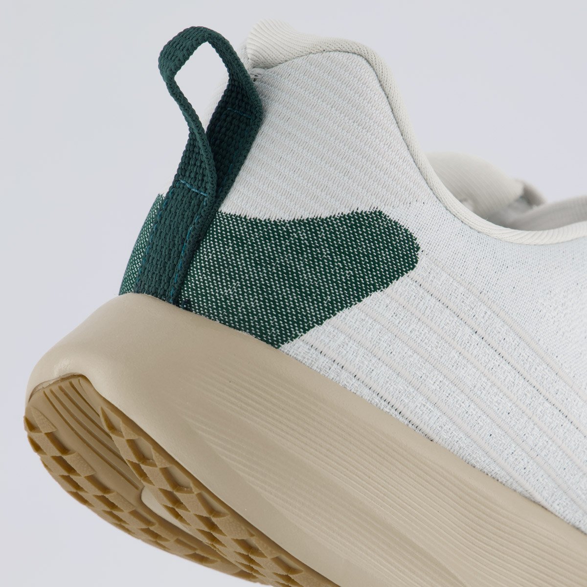 Tênis Fila Endurance Branco e Cinza Branco 6