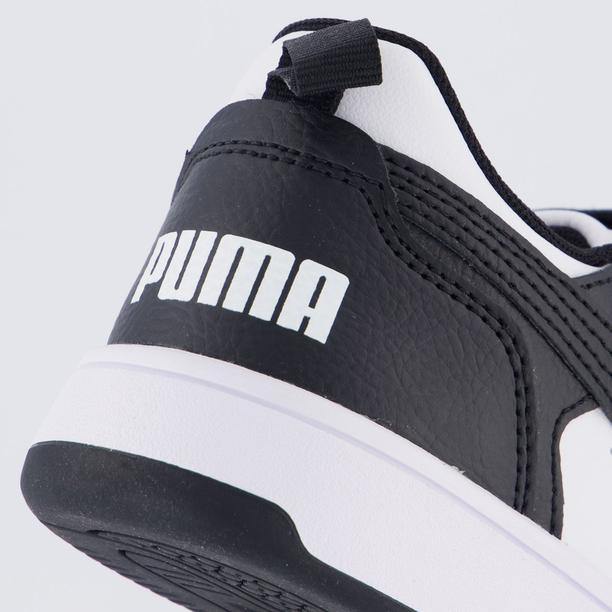 Tênis Puma Rebound V6 LO Juvenil Branco e Preto Preto/Branco 6