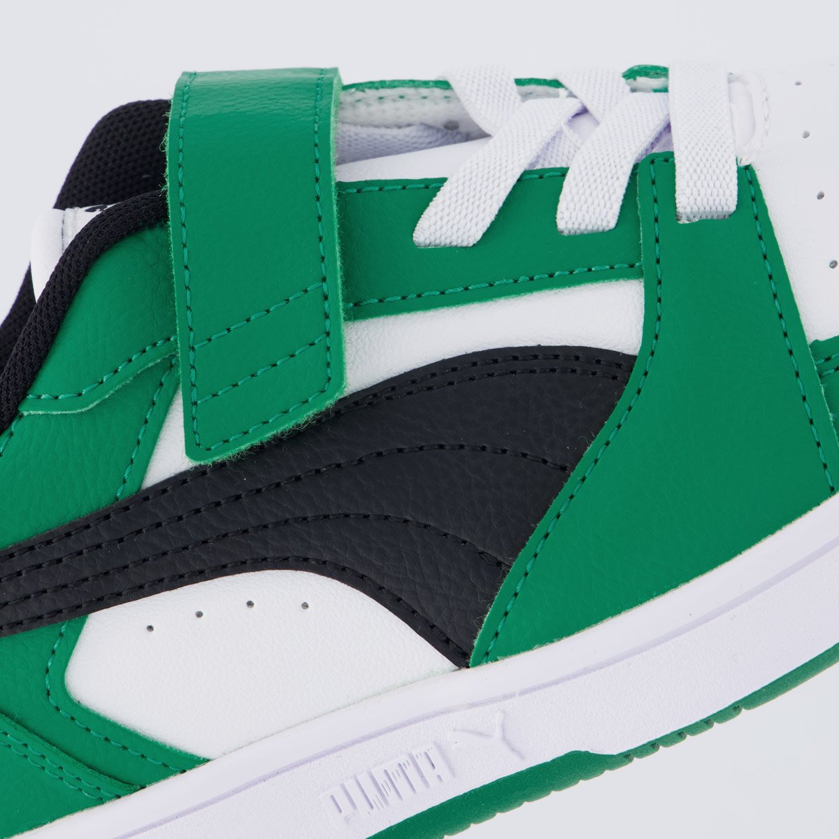 Tênis Puma Rebound V6 LO Juvenil Branco e Verde Verde 7