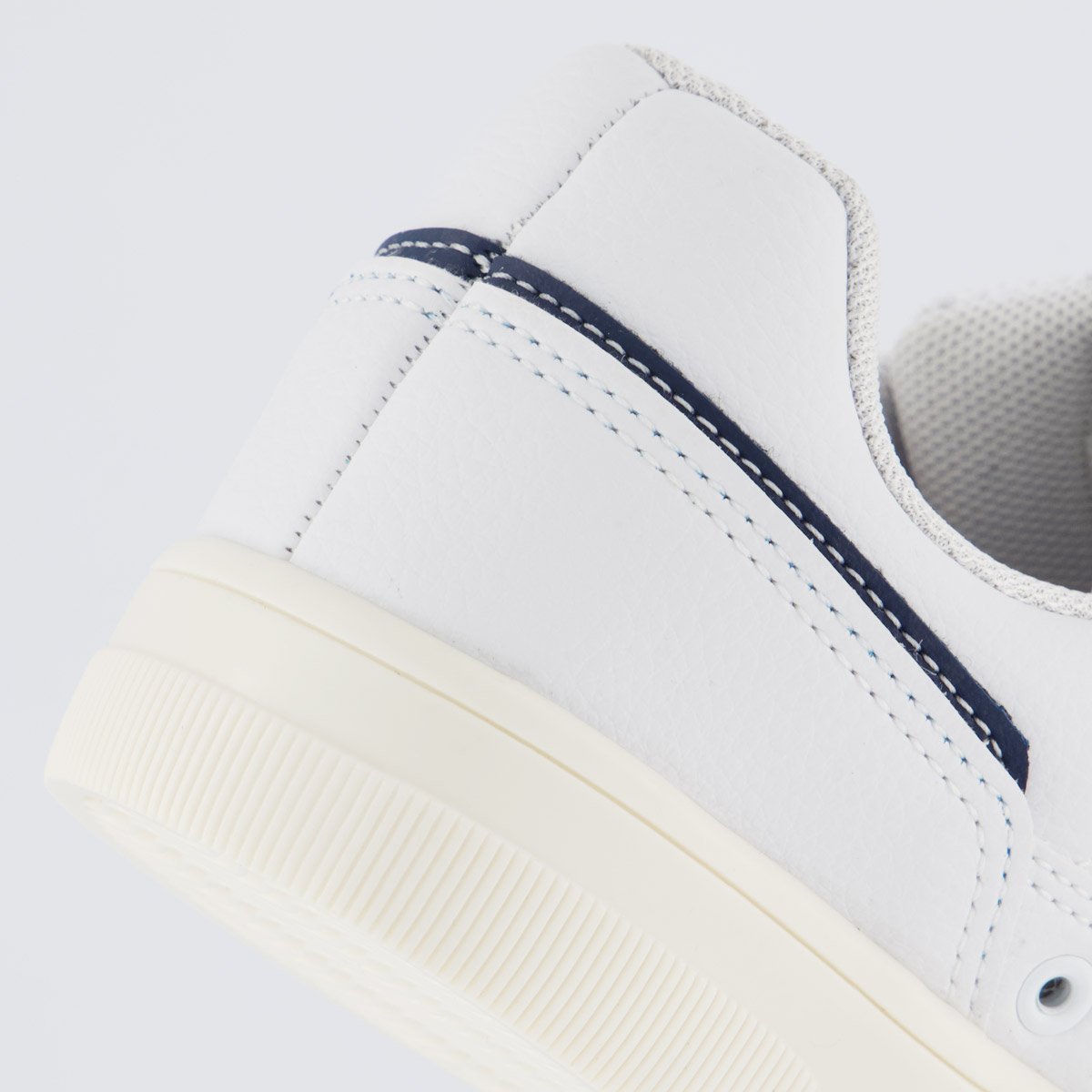 Tênis Fila Vortex Feminino Branco e Marinho Branco 6