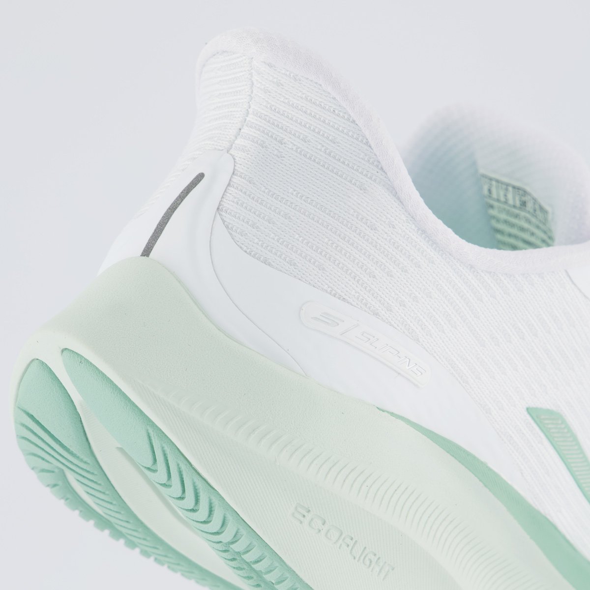 Tênis Skechers Aero Pulse Feminino Branco Branco/Verde 6