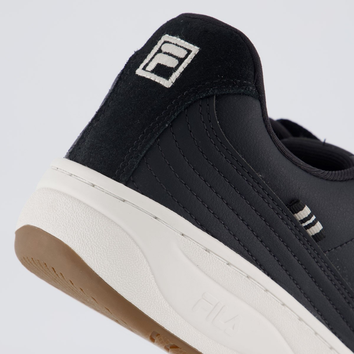 Tênis Fila Clubhouse Preto e Off White Preto 6