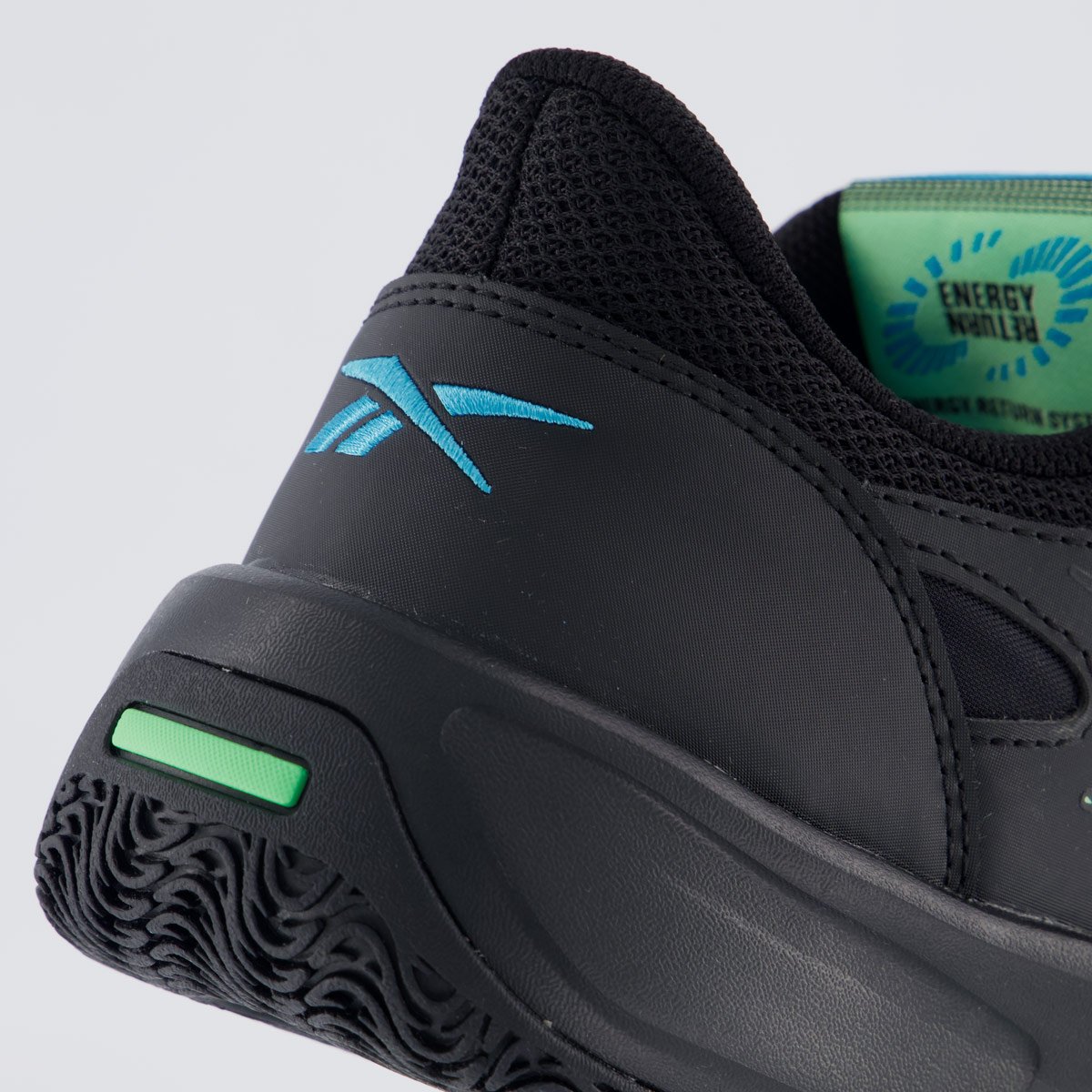 Tênis Reebok Engine LT Preto Preto 6