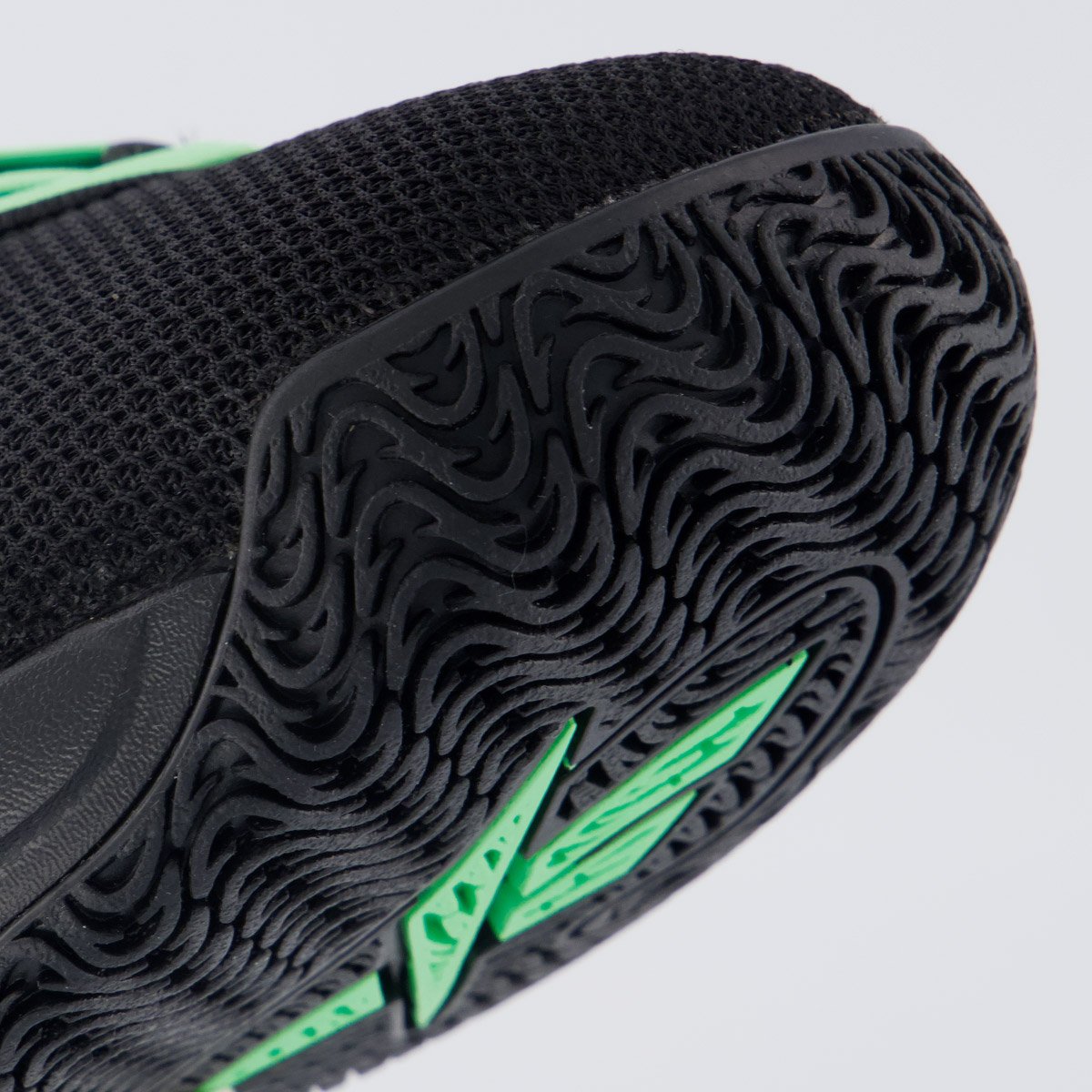 Tênis Reebok Engine LT Preto Preto 8