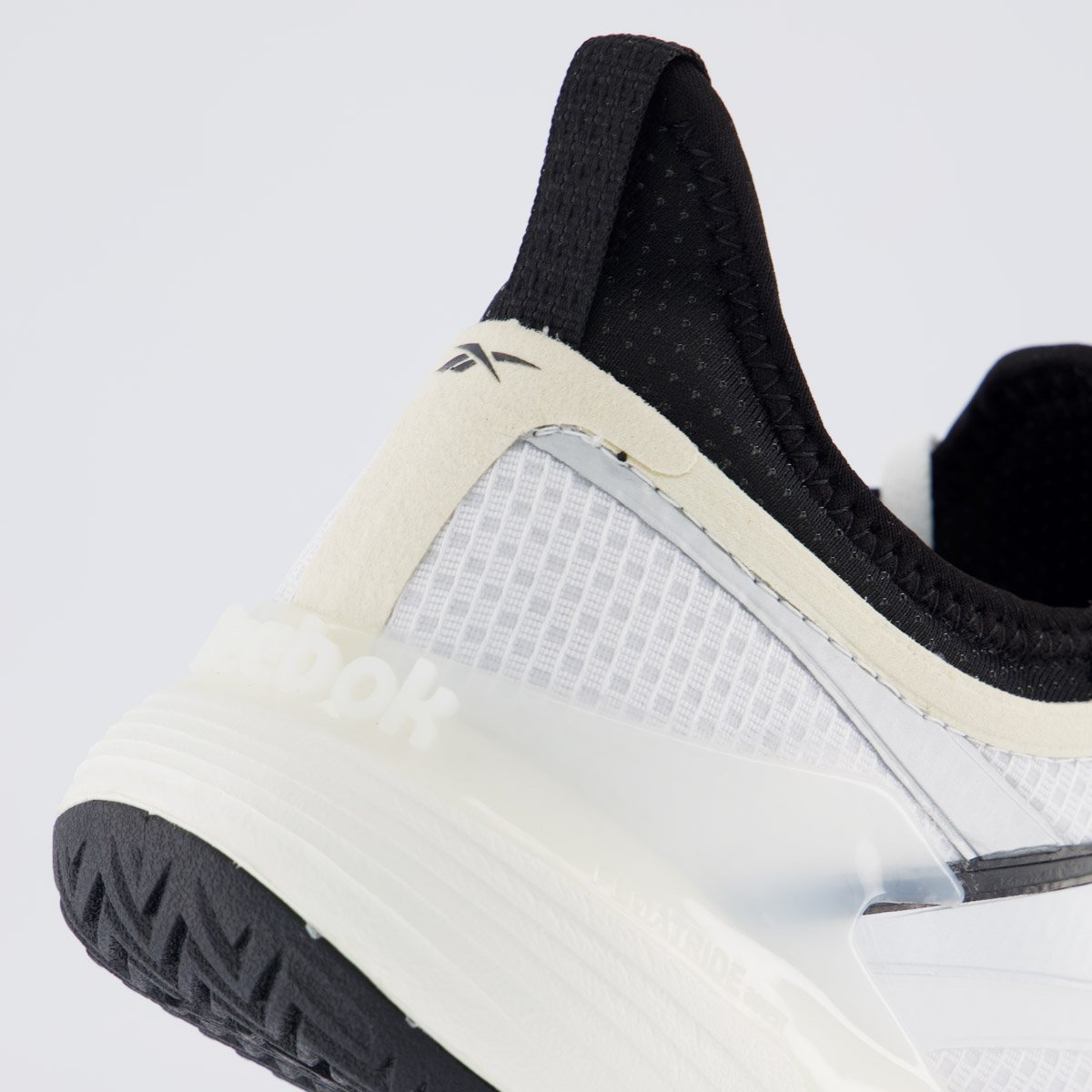 Tênis Reebok Nano Court Branco e Preto Branco/Preto 6
