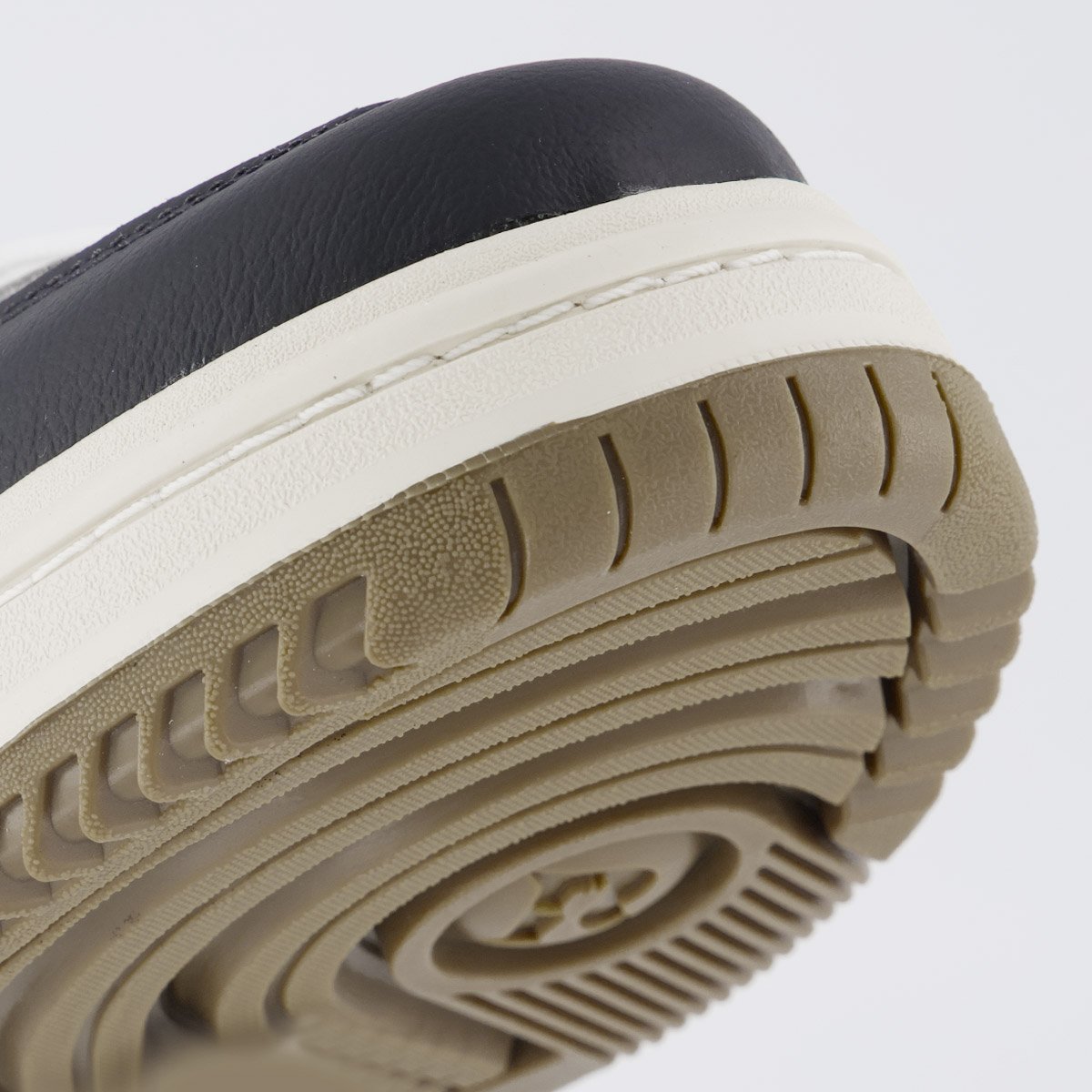 Tênis Reserva R-Broox Branco e Cinza Branco/Cinza 8