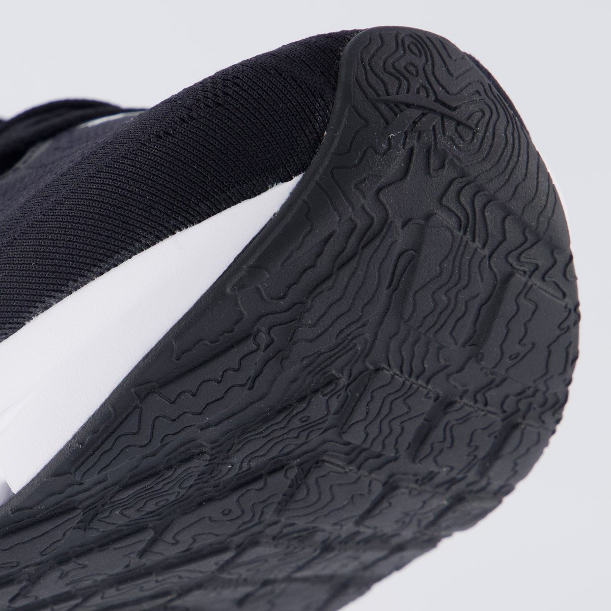 Tênis Reebok Zignition Preto e Branco Preto/Branco 8