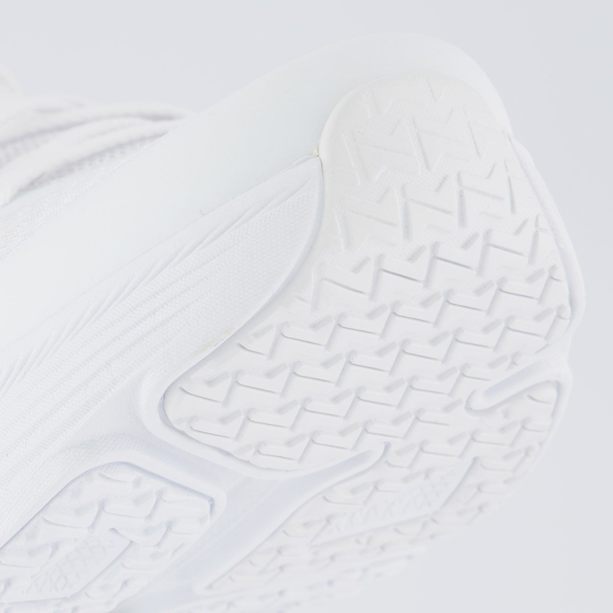 Tênis Skechers Max Cushioning Endeavour Branco Branco 8