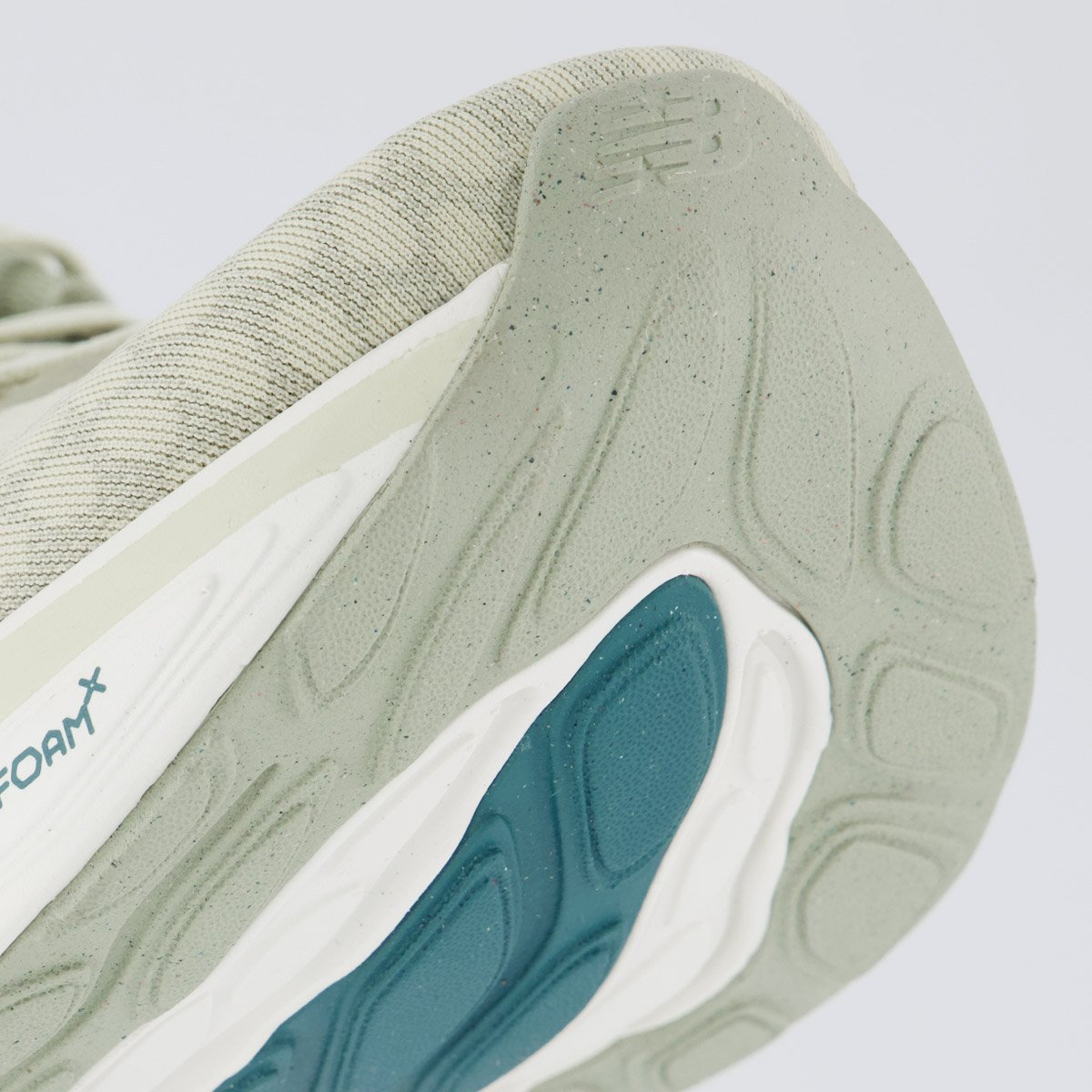 Tênis New Balance Fresh Foam X 1080 V14 Verde Verde 8