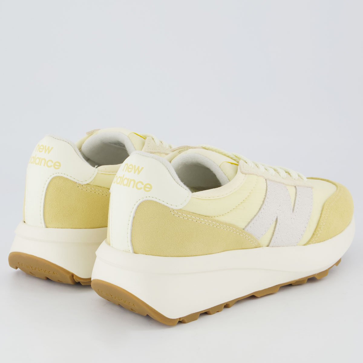 Tênis New Balance 370 V1 Feminino Bege e Amarelo Amarelo 3