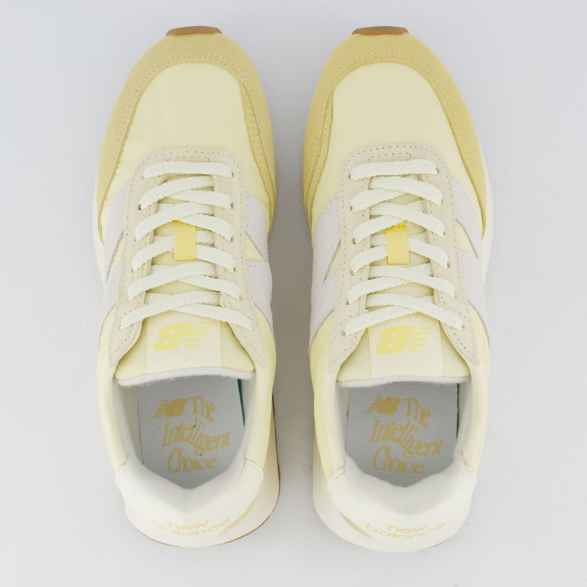 Tênis New Balance 370 V1 Feminino Bege e Amarelo Amarelo 4