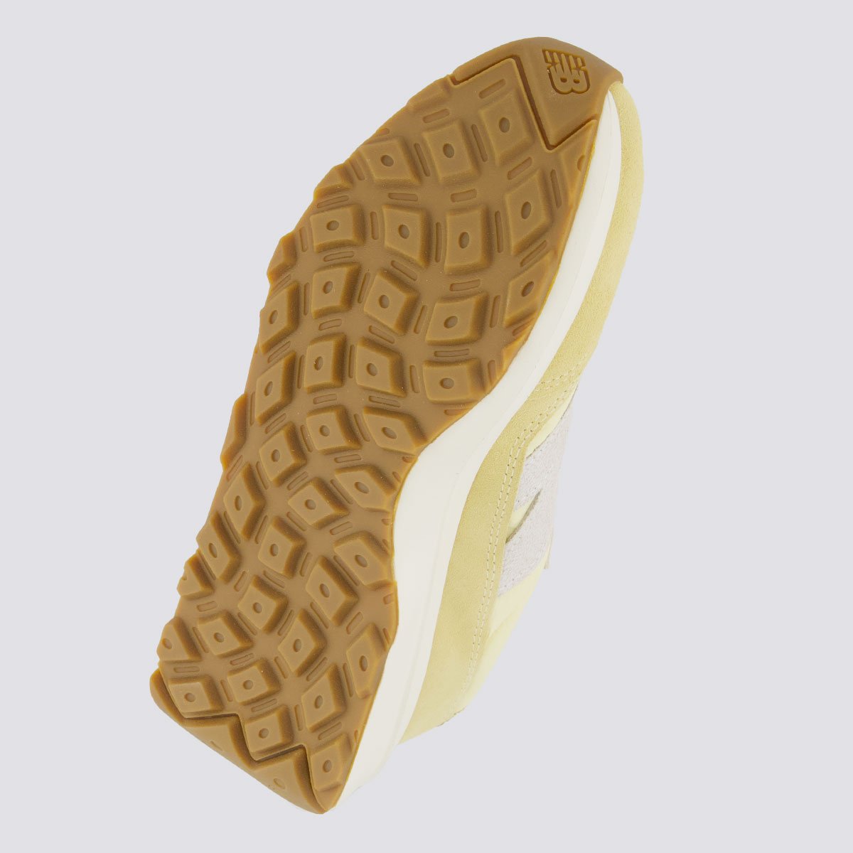 Tênis New Balance 370 V1 Feminino Bege e Amarelo Amarelo 5