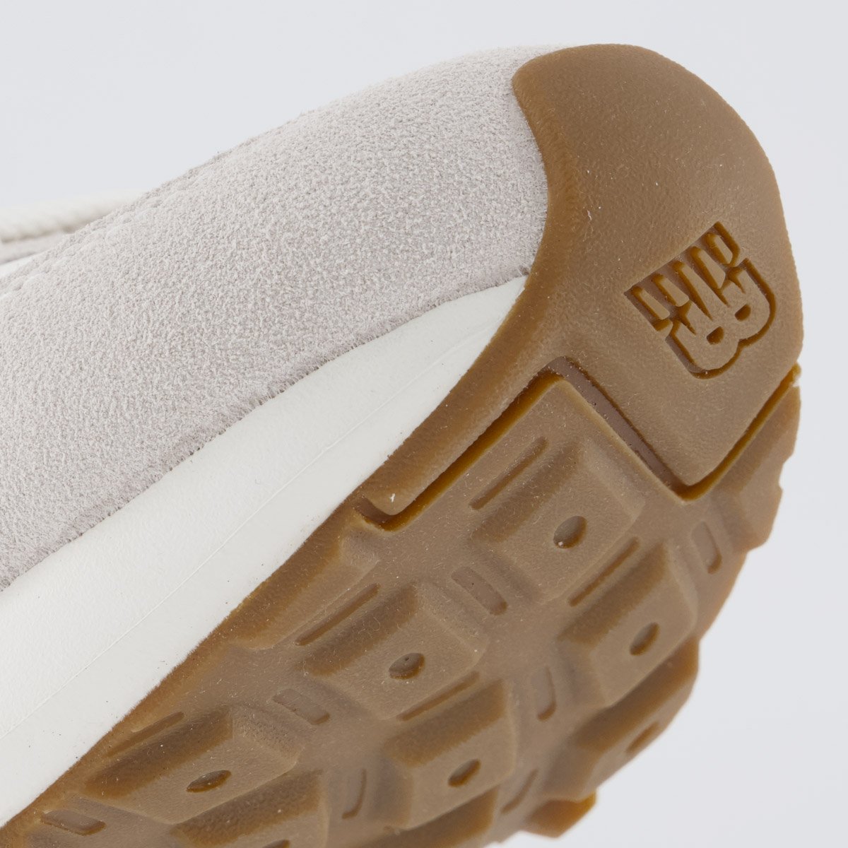 Tênis New Balance 370 V1 Branco e Vermelho Branco 8