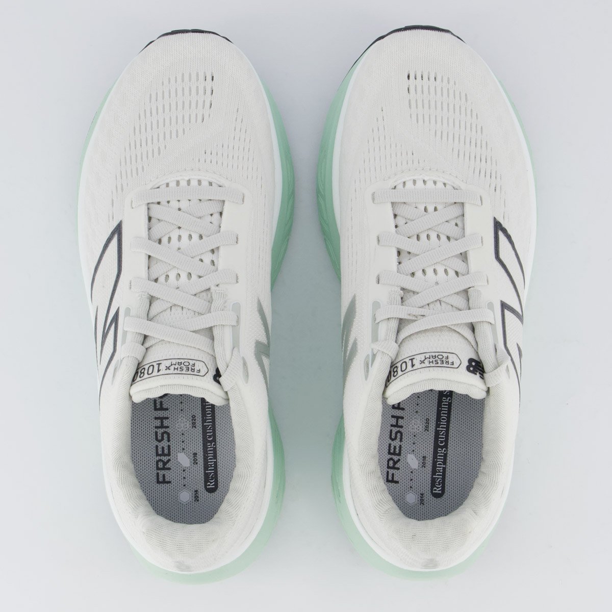 Tênis New Balance Fresh Foam X 1080 V14 Feminino Cinza e Verde Branco 4