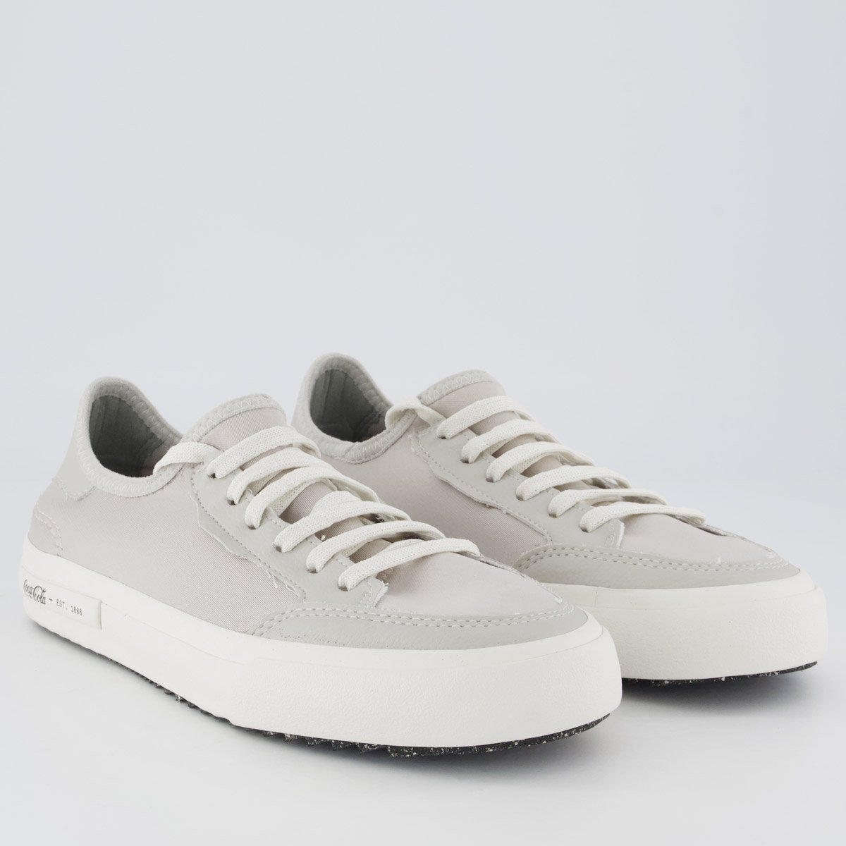 Tênis Coca Cola Stamp Luck Off White Cinza 2