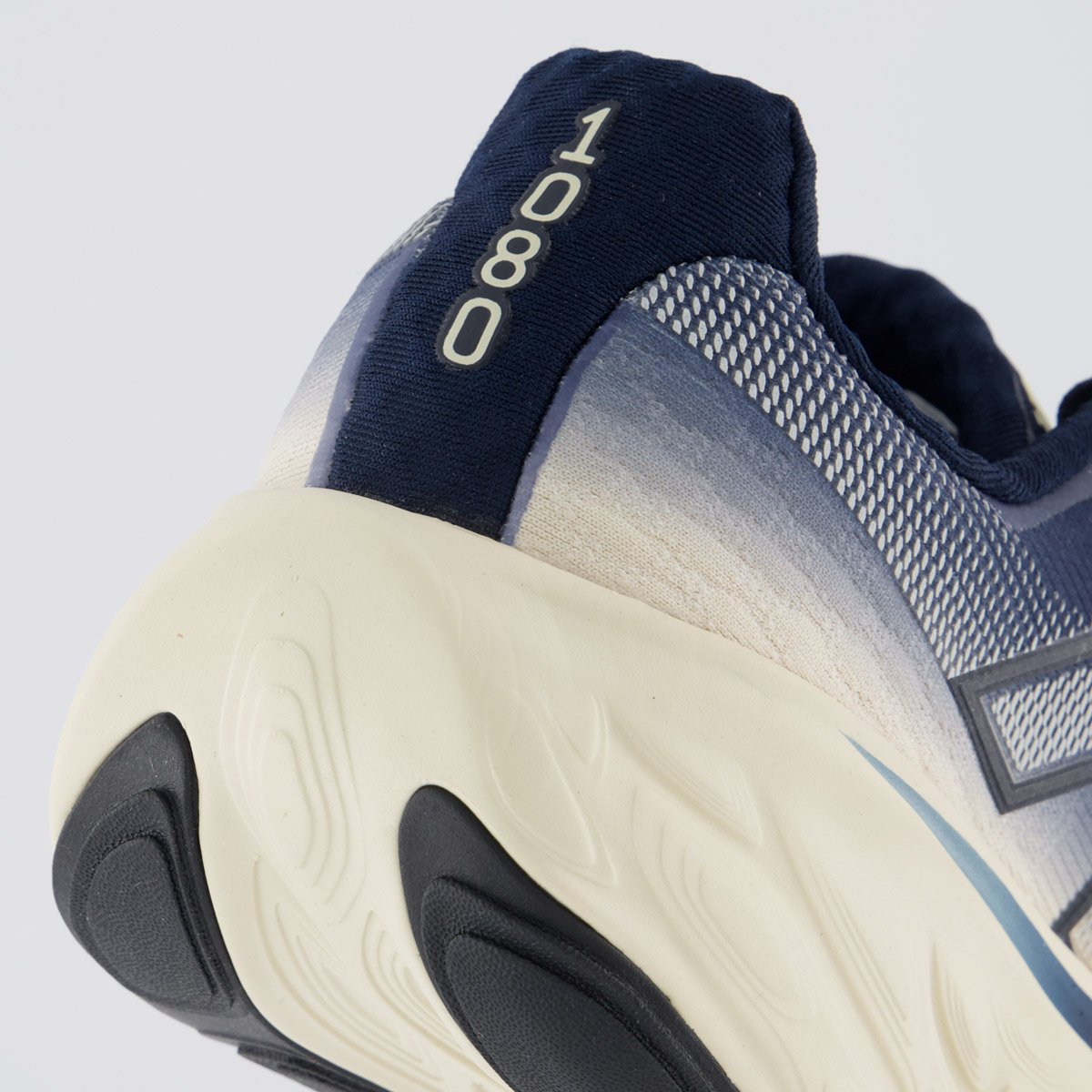 Tênis New Balance Fresh Foam X 1080 V14 Azul Marinho Bege/Azul Marinho 6
