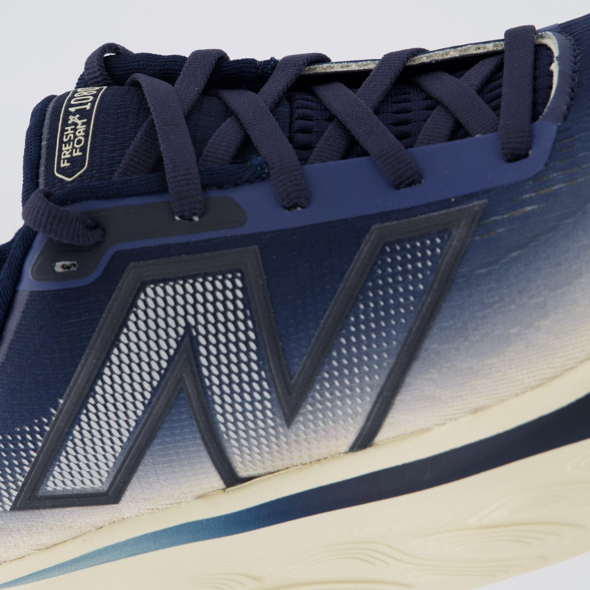 Tênis New Balance Fresh Foam X 1080 V14 Azul Marinho Bege/Azul Marinho 7