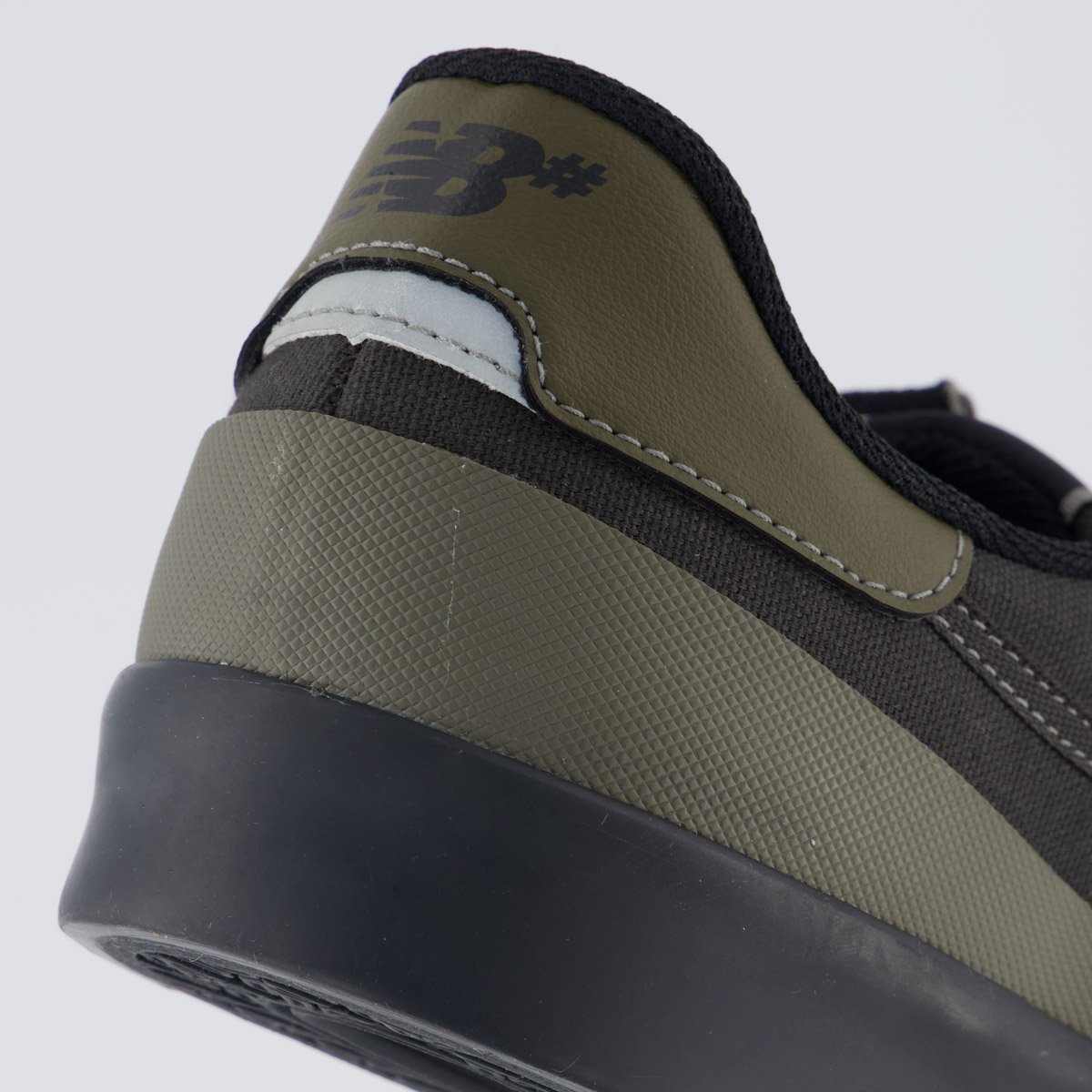 Tênis New Balance NM272 Marrom Preto 6