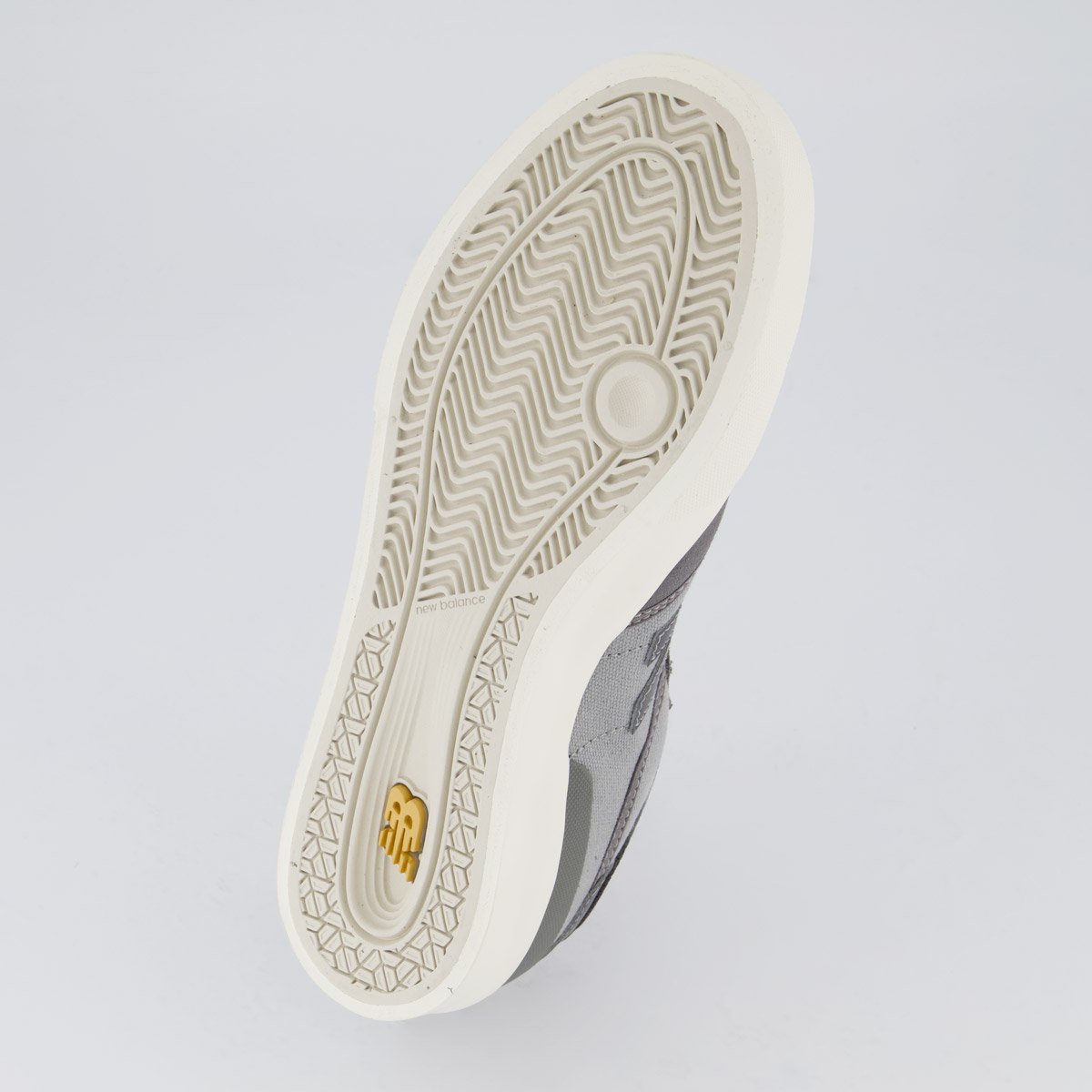 Tênis New Balance Numeric 272 Preto e Cinza Cinza 5