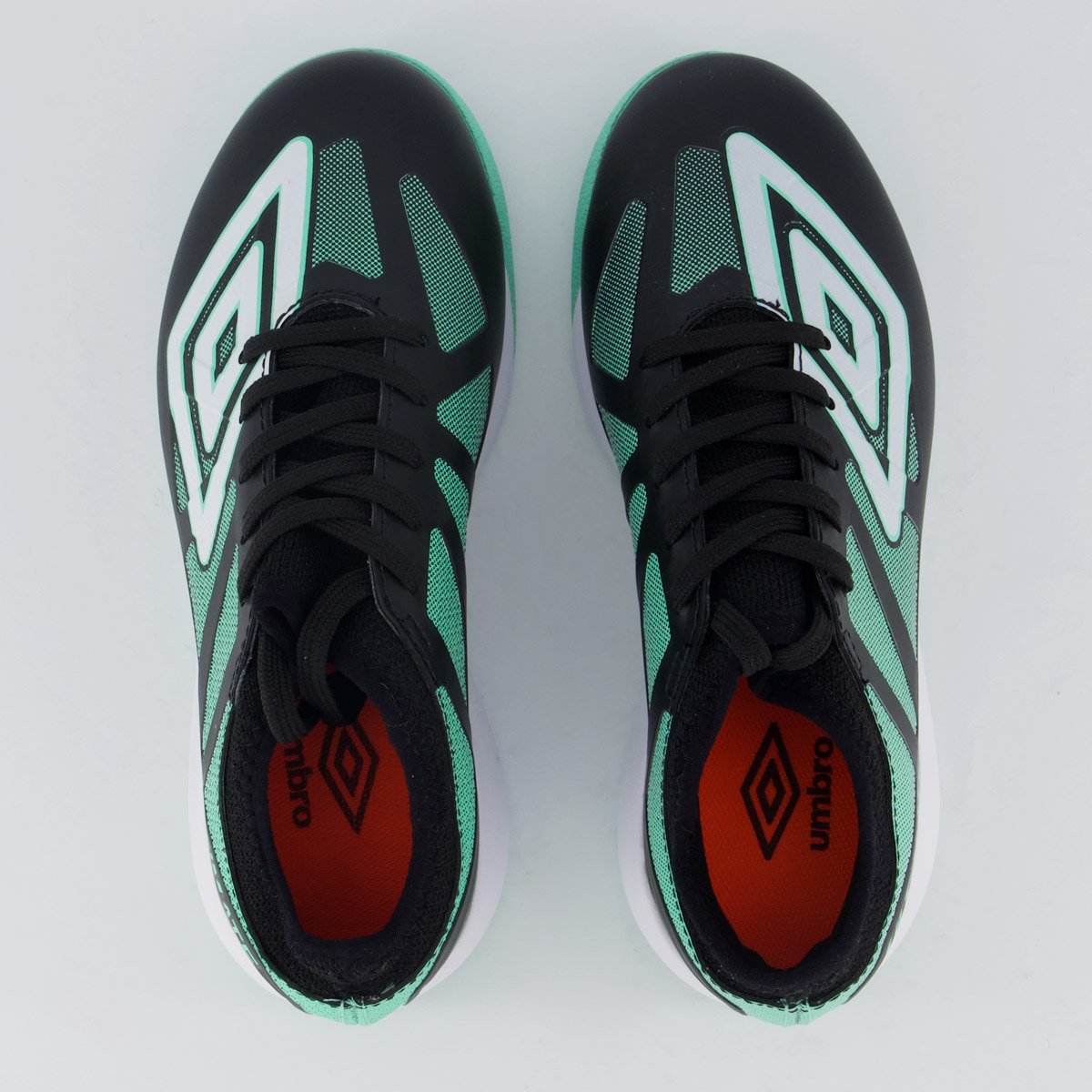 Chuteira Umbro Ultimate Futsal Juvenil Preta e Branca Preto 4