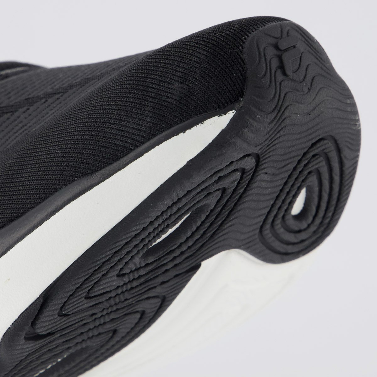 Tenis Fila Striker Feminino Preto e Azul Preto 8