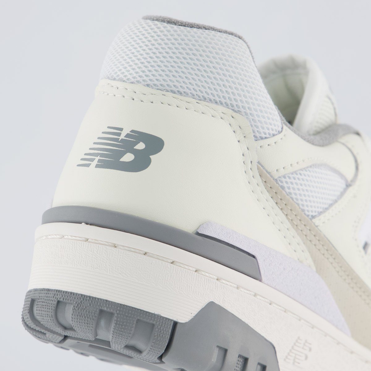 Tênis New Balance 550 Branco e Bege Branco 6