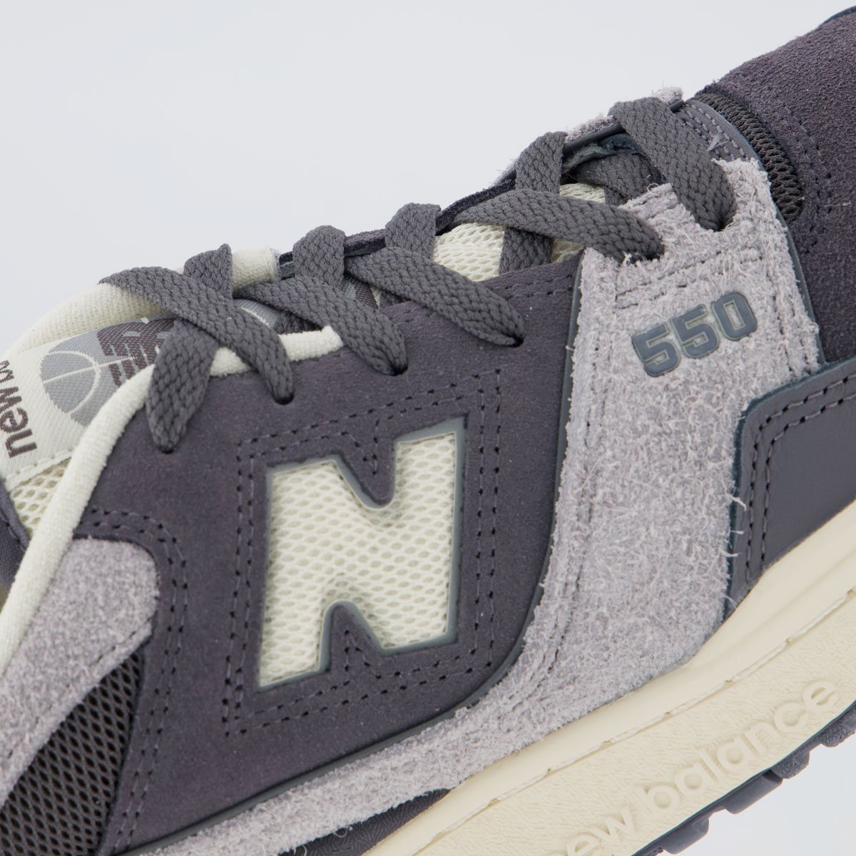 Tênis New Balance 550 Grafite Cinza 7