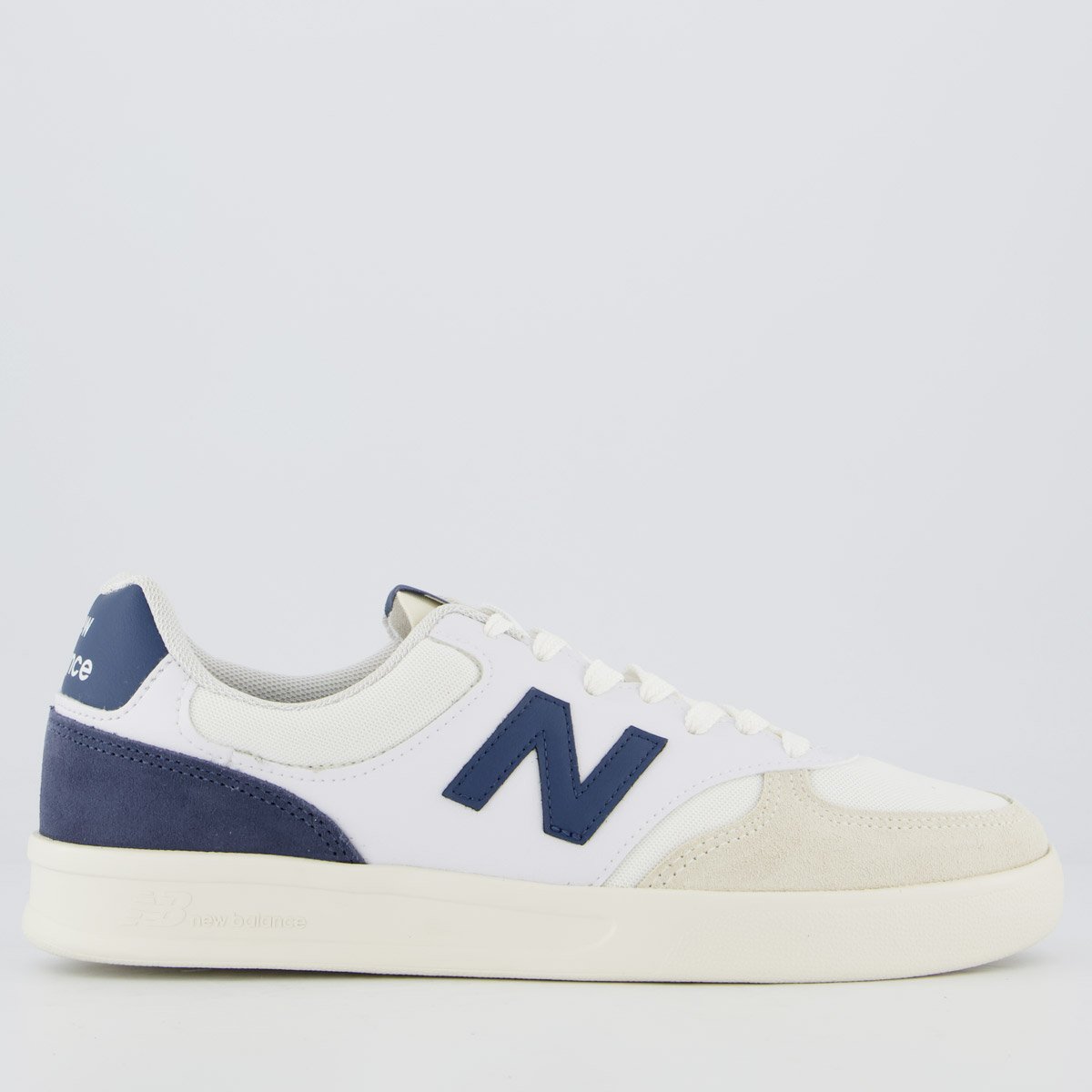 Tênis New Balance CT300 V2 Bege e Marinho