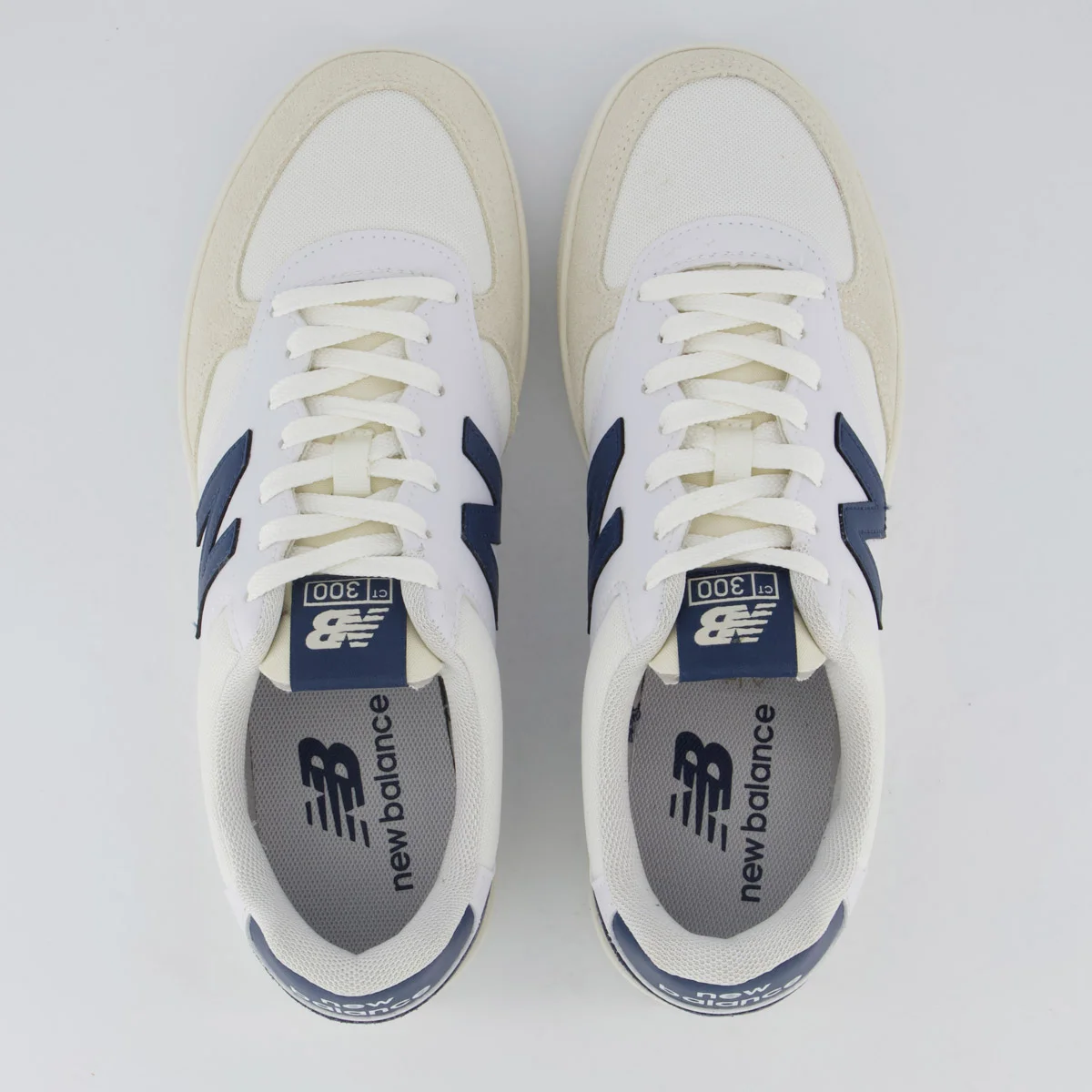 Tênis New Balance CT300 V2 Bege e Marinho Bege 4