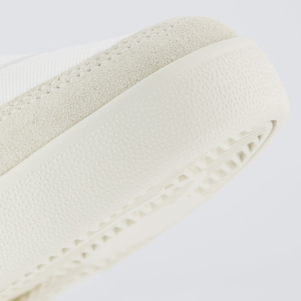 Tênis New Balance CT300 V2 Bege e Marinho Bege 8