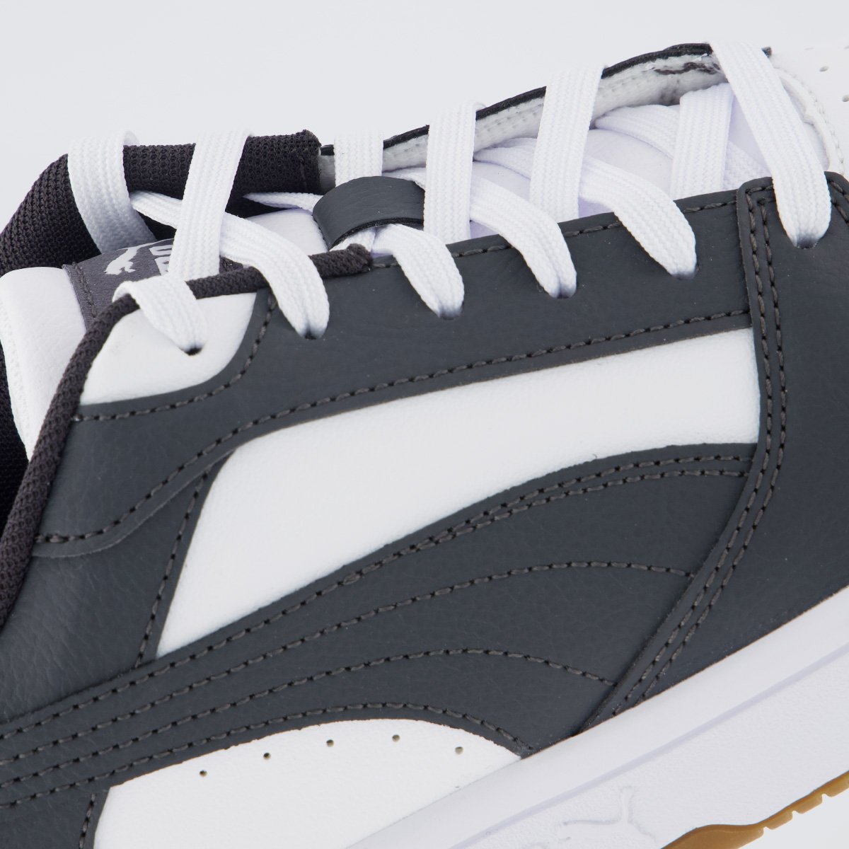 Tênis Puma Rebound V6 LO Juvenil Chumbo e Branco Cinza 7