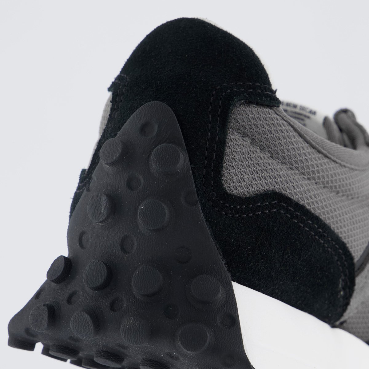 Tênis New Balance 327 V1 Cinza Cinza 6